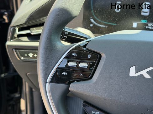 New 2026 Kia Niro LX FWD image 14