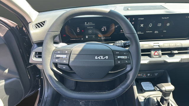 New 2026 Kia K4 EX FWD image 16