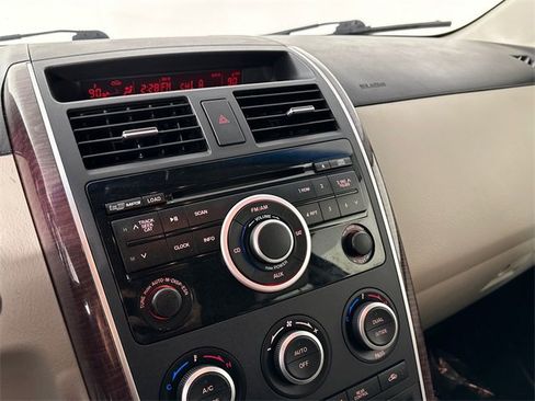 Used 2009 MAZDA CX-9 Grand Touring w/ Moonroof & Bose Audio Pkg image 31