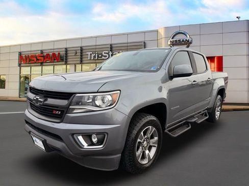 Used 2019 Chevrolet Colorado Z71 image 2