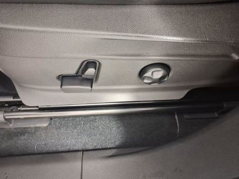 Used 2024 Alfa Romeo Stelvio Sprint image 19