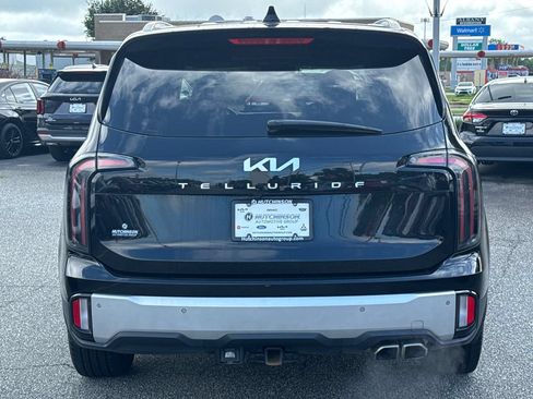 Certified 2024 Kia Telluride EX w/ EX Captain's Chair Package FWD image 4