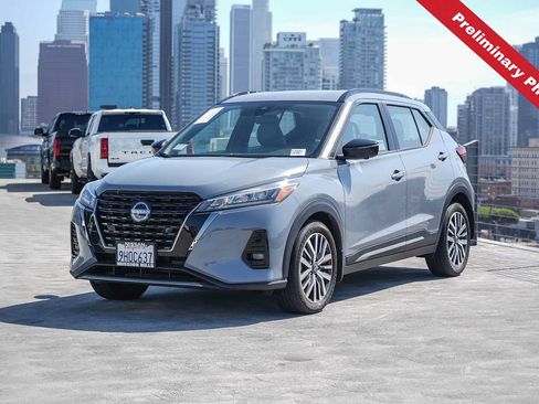 Used 2023 Nissan Kicks SR w/ SR Premium Package FWD image 1