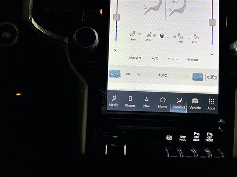 Used 2024 RAM 2500 Laramie image 15