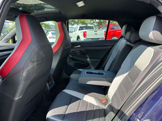 Used 2022 Volkswagen GTI SE FWD image 32
