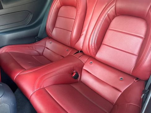 Used 2024 Ford Mustang Coupe RWD image 4