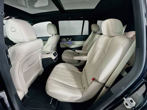 Certified 2024 Mercedes-Benz GLS 63 AMG 4MATIC image 25
