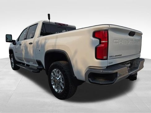 Used 2024 Chevrolet Silverado 3500 LTZ w/ LTZ Plus Package AWD/4WD image 11