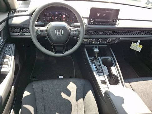Certified 2025 Honda Accord LX image 12