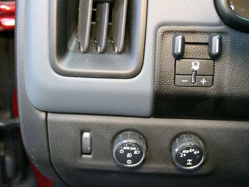 Used 2022 Chevrolet Colorado Z71 w/ Safety Package AWD/4WD image 19