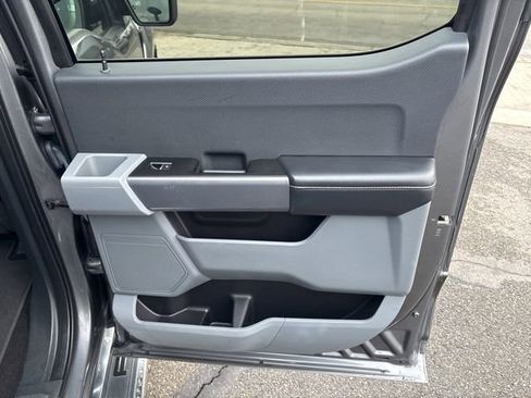 Used 2022 Ford F150 XLT w/ XTR Package image 34