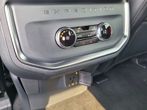 New 2026 Ford Expedition Tremor AWD/4WD image 14