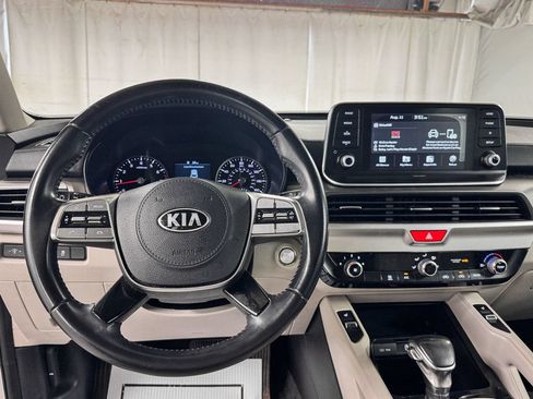 Used 2020 Kia Telluride S w/ S 8 Passenger Seating Package FWD image 15
