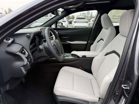 New 2026 Lexus UX 300h AWD image 12