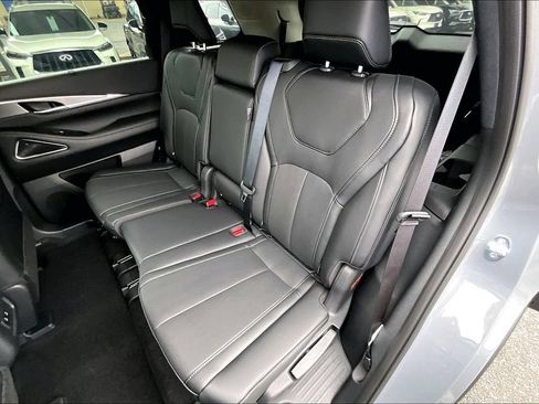New 2026 INFINITI QX60 Luxe FWD image 12