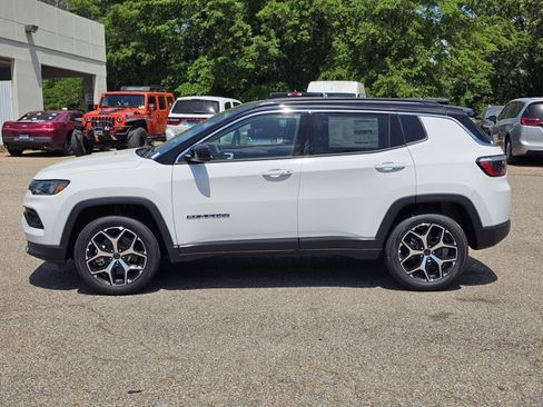 New 2026 Jeep Compass Limited AWD/4WD image 31