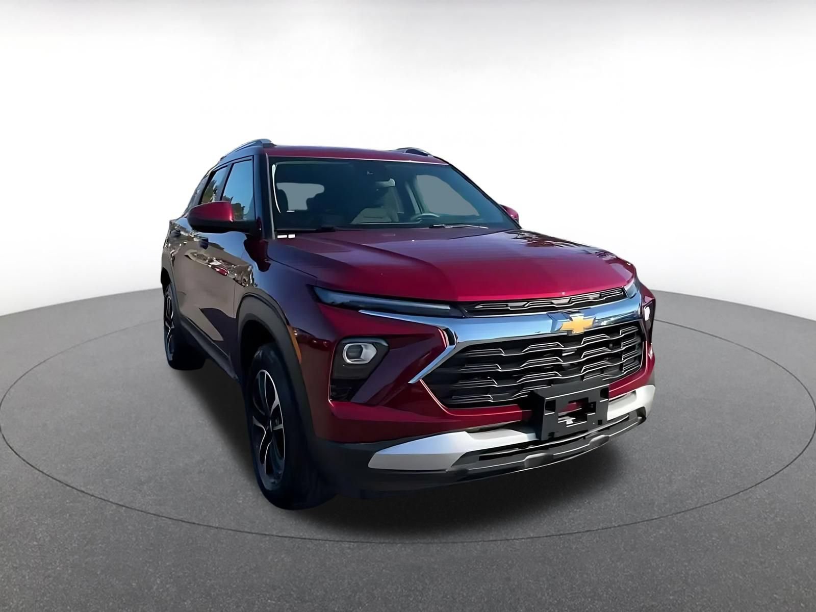 Used 2025 Chevrolet TrailBlazer LT AWD/4WD image 3