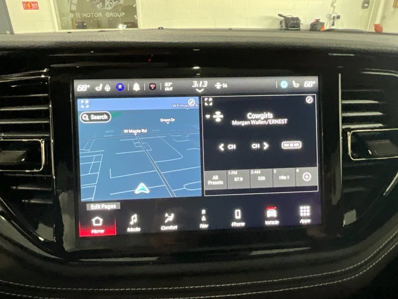 Used 2024 Dodge Durango SRT Hellcat AWD/4WD image 17
