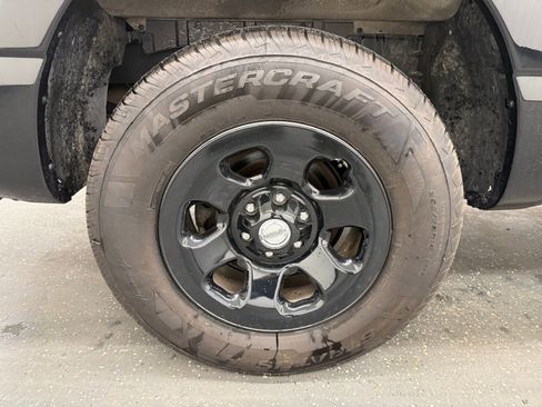 Used 2018 Nissan Titan S w/ S Utility Package image 20