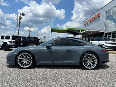 Used 2018 Porsche 911 Carrera RWD image 4