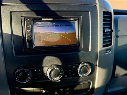 Used 2012 Mercedes-Benz Sprinter 2500 image 10