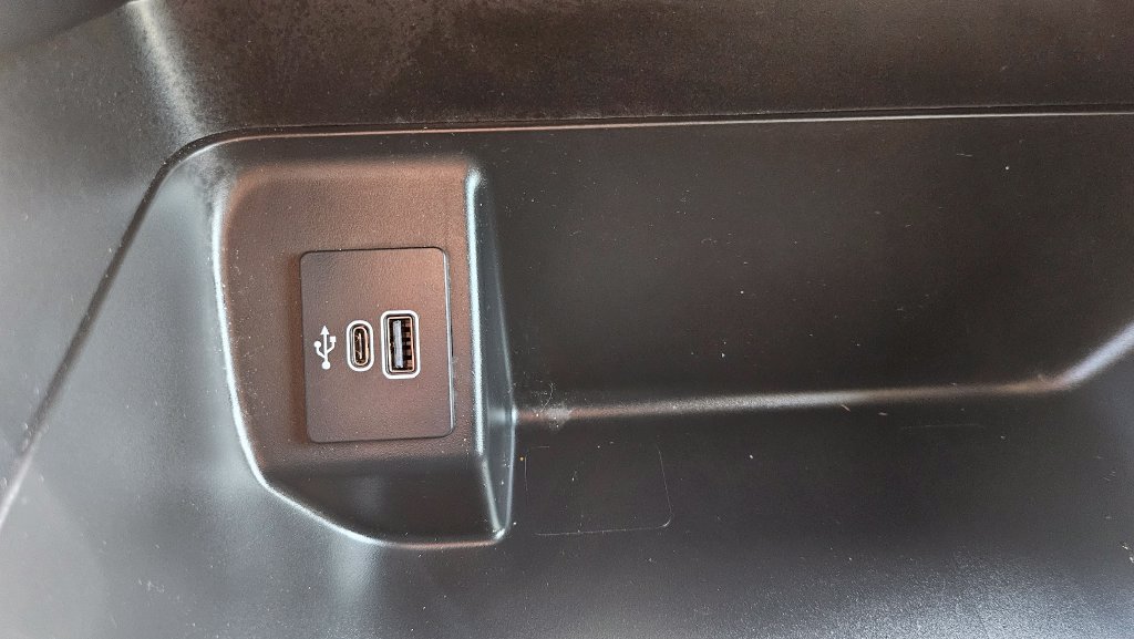 Used 2025 Ford F150 STX w/ Equipment Group 200A AWD/4WD image 35