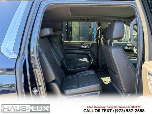 Used 2021 Chevrolet Suburban LT AWD/4WD image 17