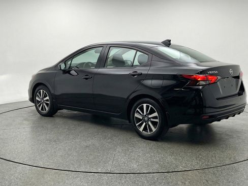 Used 2025 Nissan Versa SV image 6