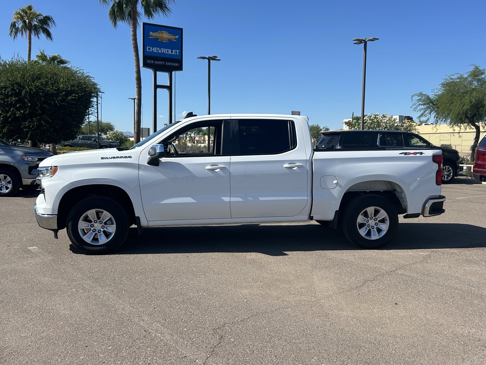 Certified 2026 Chevrolet Silverado 1500 LT AWD/4WD image 2