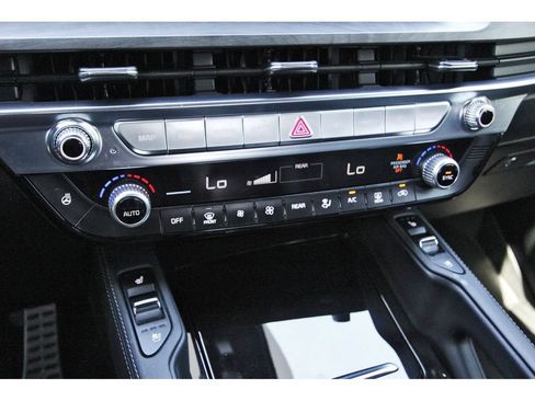 Certified 2024 Kia Telluride SX Prestige X-Pro AWD/4WD image 29
