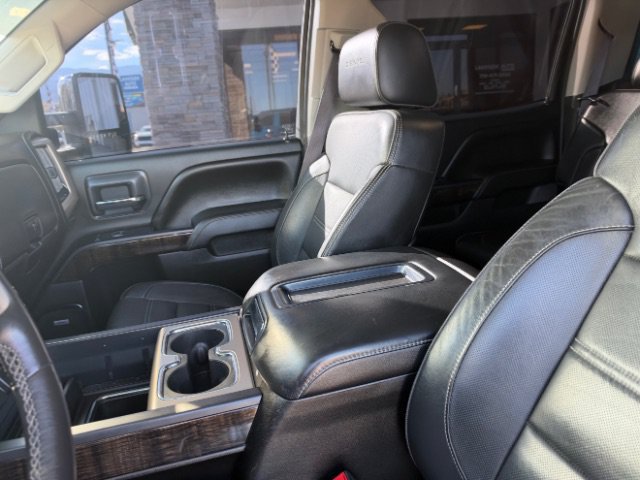 Used 2015 GMC Sierra 3500 Denali w/ Duramax Plus Package AWD/4WD image 21