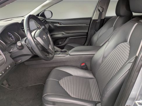 Used 2023 Toyota Camry SE FWD image 14