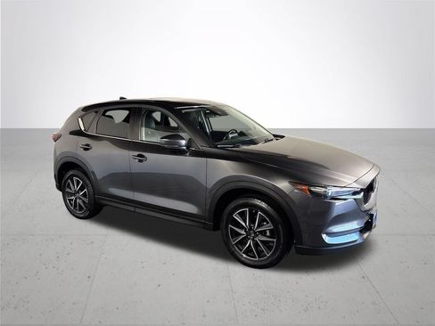 Used 2018 MAZDA CX-5 Touring w/ Preferred Equipment Package FWD image 4