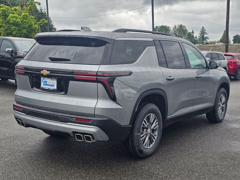 New 2025 Chevrolet Traverse LT image 5