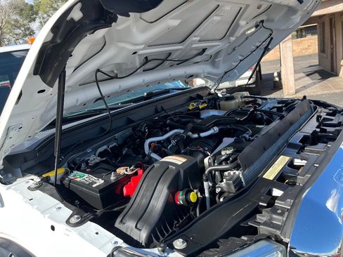 Used 2016 Ford F350 Lariat w/ Lariat Ultimate Package image 41