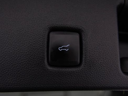 Used 2020 Ford Escape SEL FWD image 41