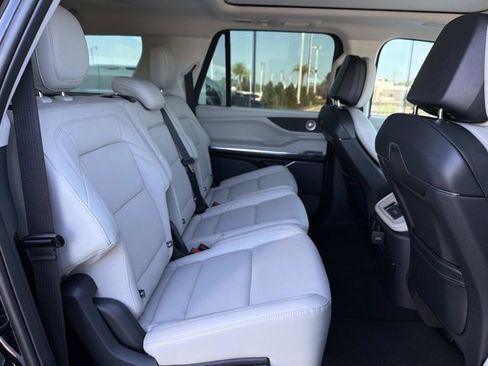 New 2026 Lincoln Navigator L Reserve AWD/4WD image 22