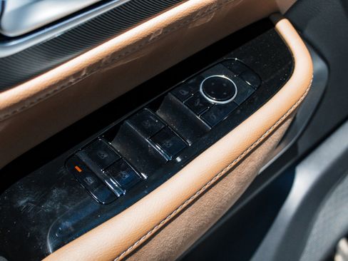 New 2026 INFINITI QX80 Luxe AWD/4WD image 9