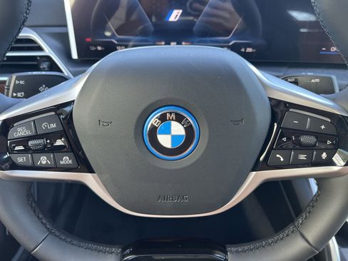 Used 2026 BMW i4 eDrive40 w/ Premium Package image 22