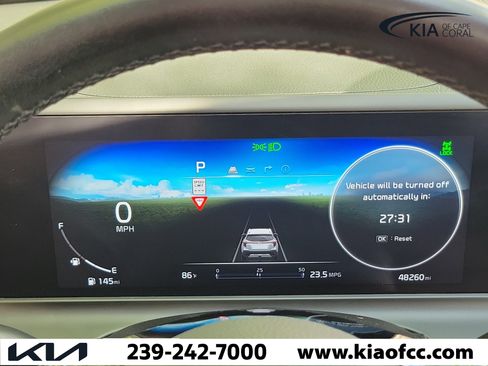 Certified 2024 Kia Seltos SX w/ SX Sunroof Package image 30