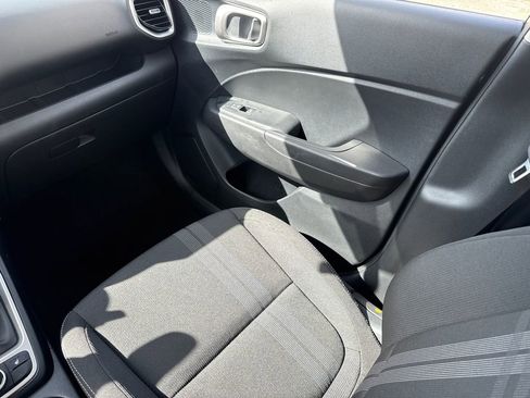 Used 2026 Hyundai Venue SEL FWD image 15