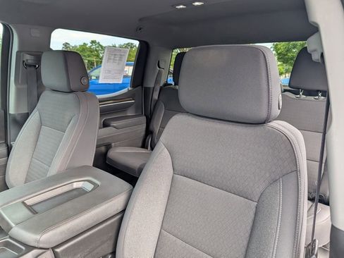Used 2025 Chevrolet Silverado 1500 LT AWD/4WD image 10