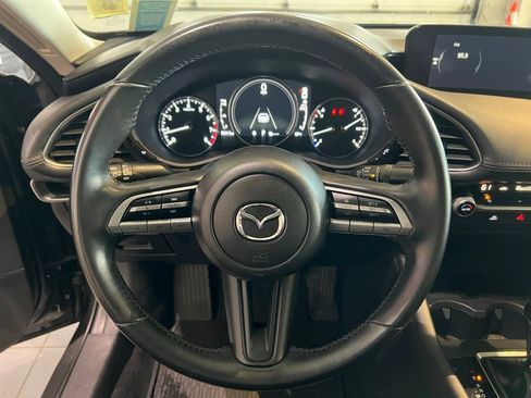 Used 2022 MAZDA MAZDA3 s FWD image 16