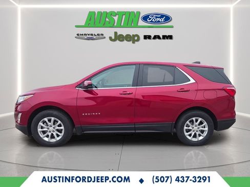 Used 2021 Chevrolet Equinox LT image 2