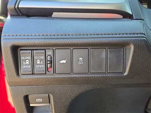 Used 2025 Honda Odyssey Sport-L image 33