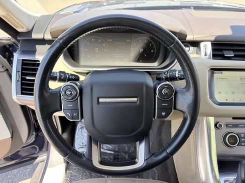 Used 2017 Land Rover Range Rover Sport HSE AWD/4WD image 10