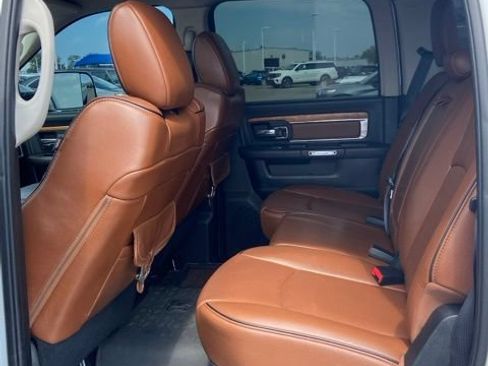 Used 2016 RAM 2500 Longhorn w/ Convenience Group AWD/4WD image 6