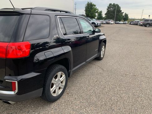 Used 2016 GMC Terrain SLE w/ Convenience Package FWD image 4