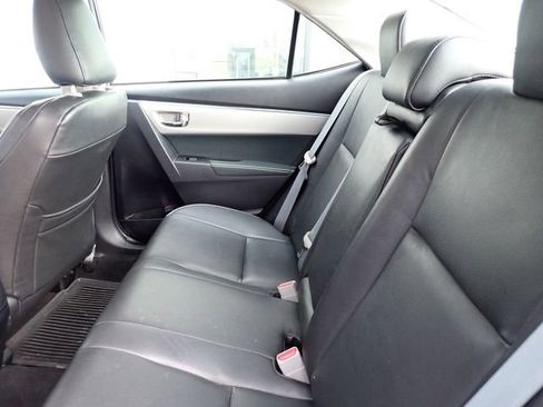 Used 2016 Toyota Corolla LE image 9