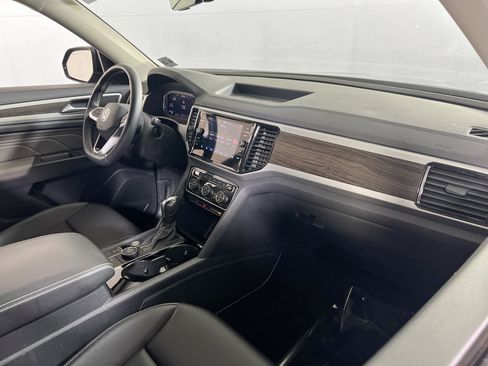 Used 2022 Volkswagen Atlas SE image 27